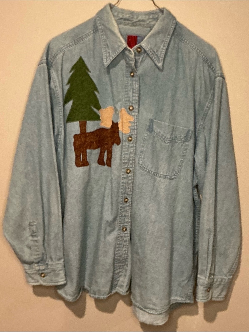 Vintage Sun Belt 90s XL Woodland Moose Bear Embroidered Denim Shirt